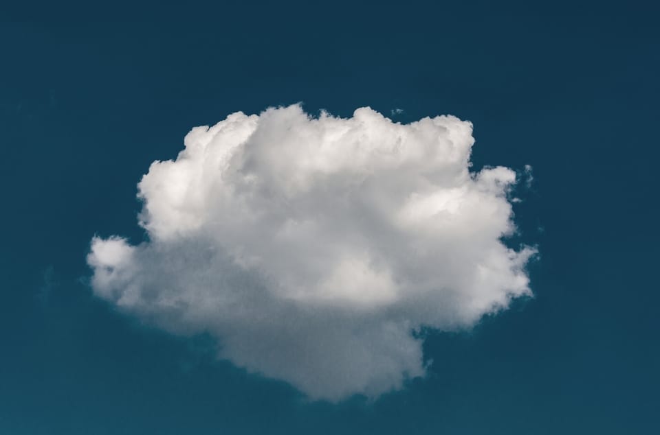 single-cloud-in-sky